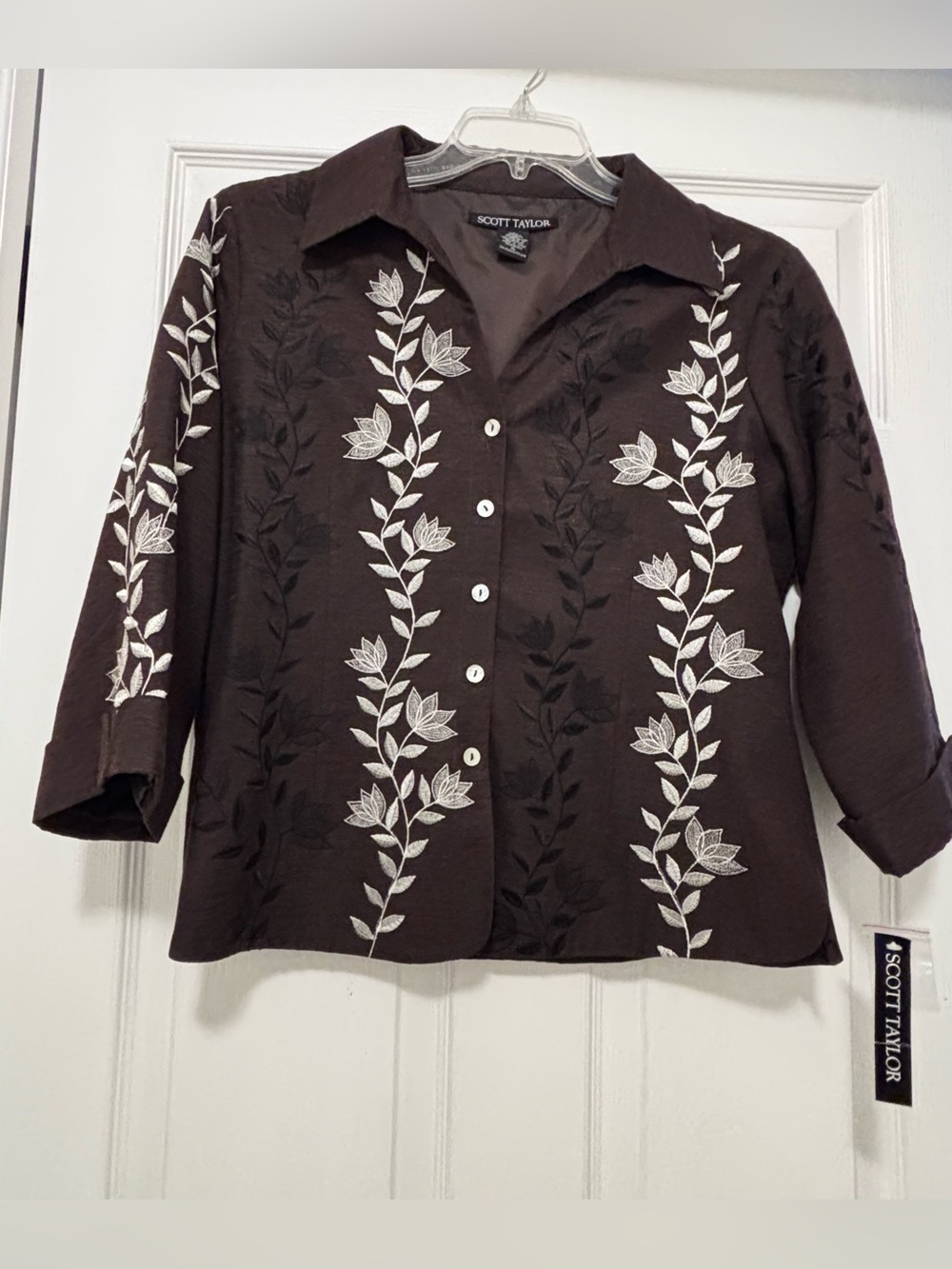 NWT - Scott Taylor Brown Embroidered Button-Down Blouse - Size XL
